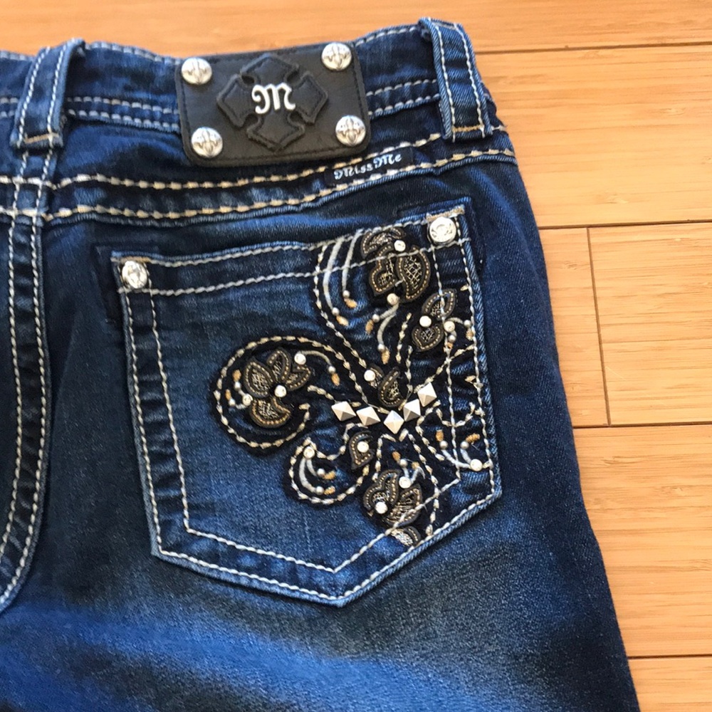 Miss Me Size 29 skinny jeans
